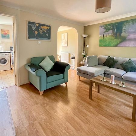 3 Bedroom Detached House Wellingborough Exterior foto